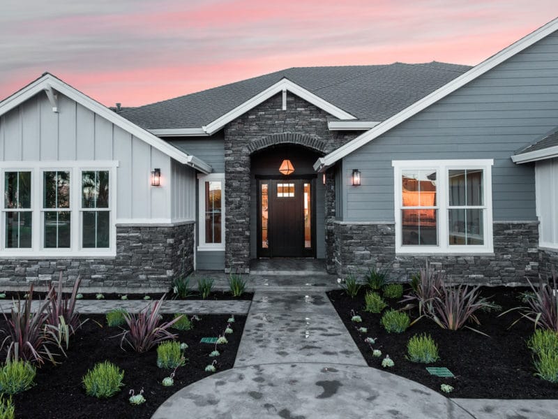 Raycrest Dr - Santa Rosa