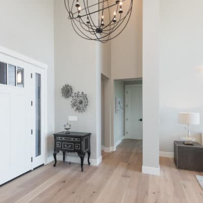 Raycrest Dr - Santa Rosa